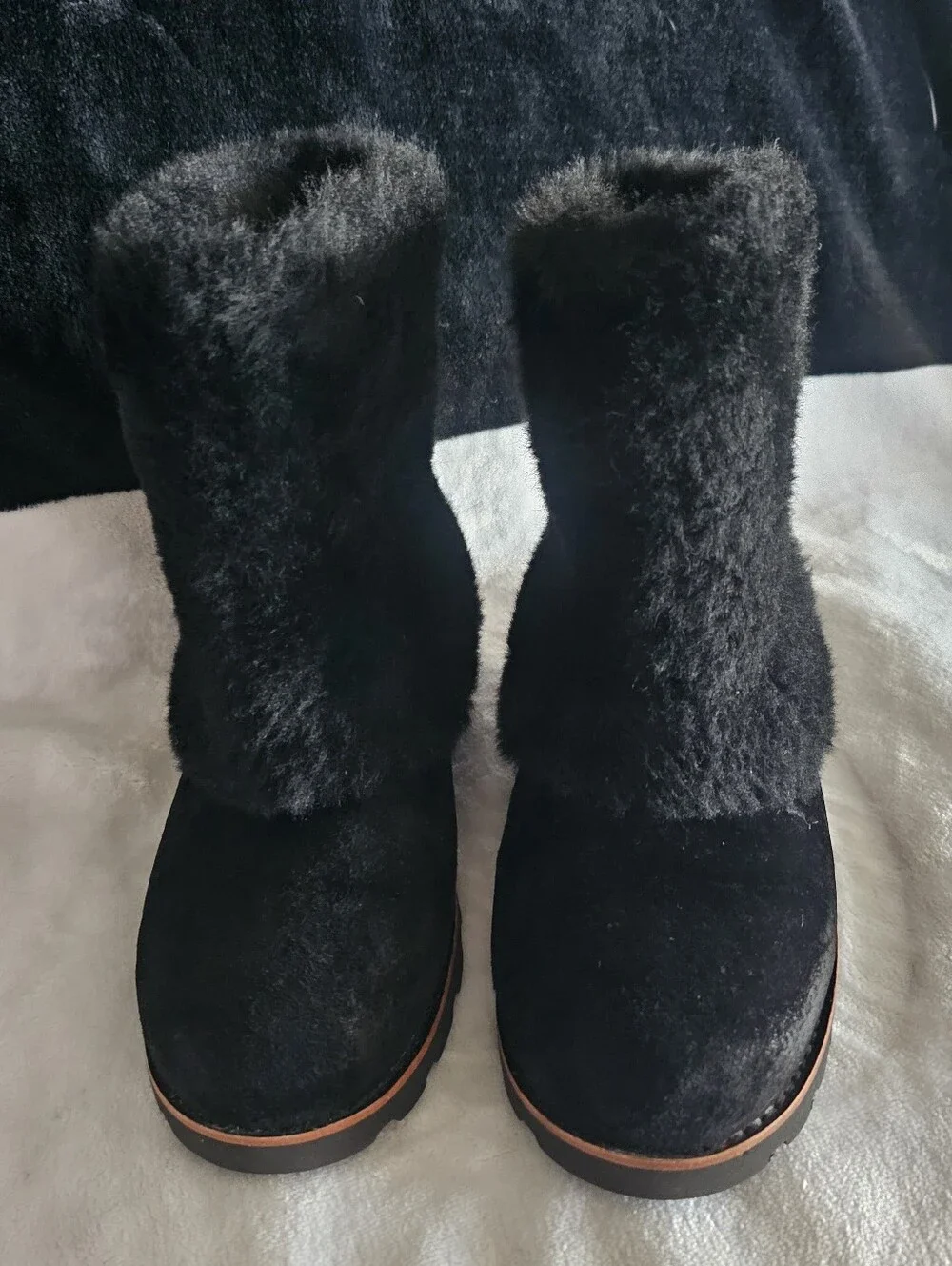 UGG Maylin Cozy Women's Black Fur Winter Boots- Size 7